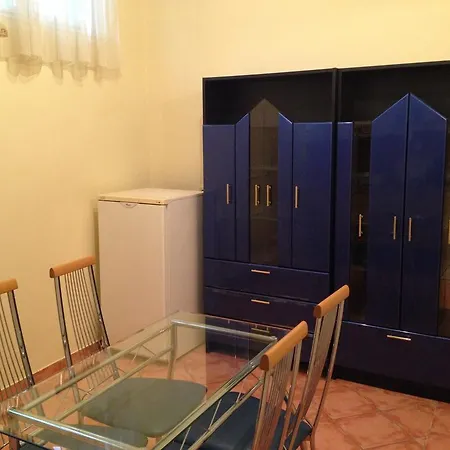 アパート Peterfia