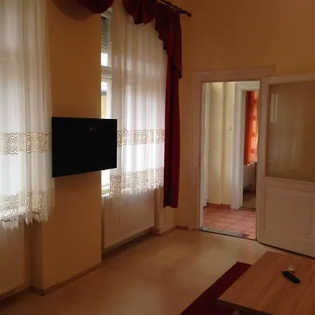 Apartment Peterfia *